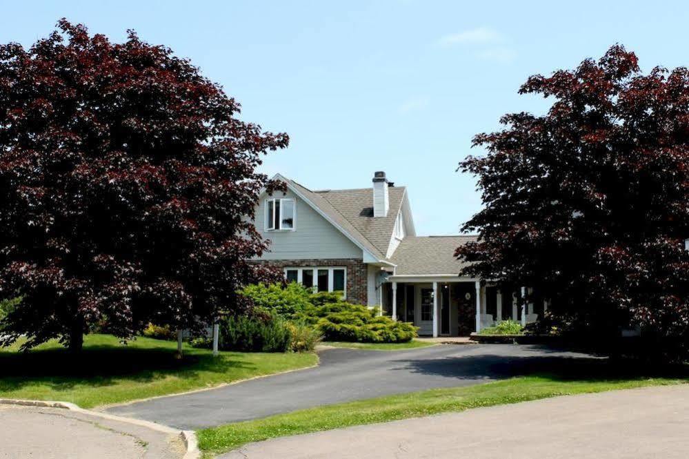 Mackenzie House B&B By Elevate Rooms Port Hawkesbury Exterior foto
